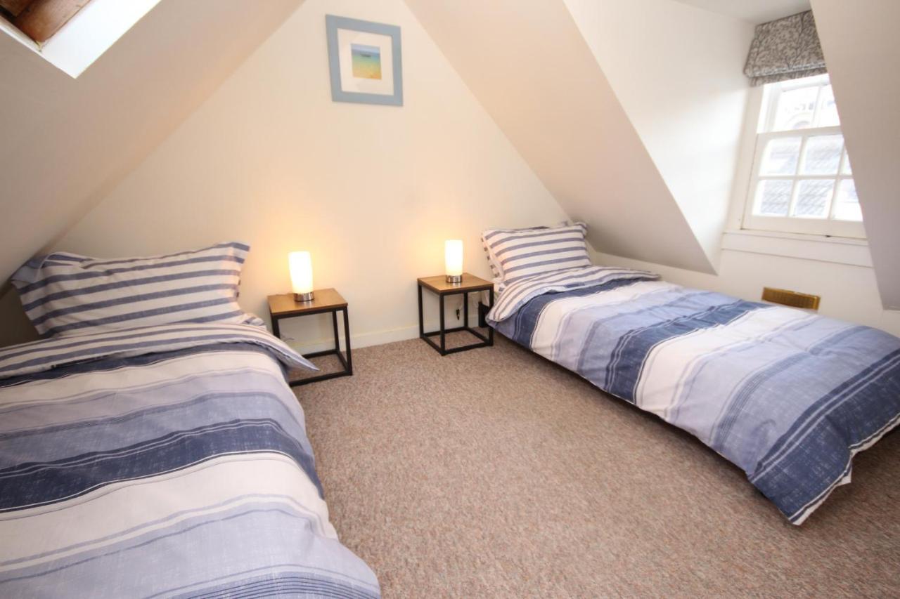 Zen Cottage Seatown Кълън Екстериор снимка